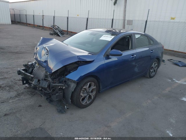 3KPF24AD1ME281610 KIA Forte Lxs