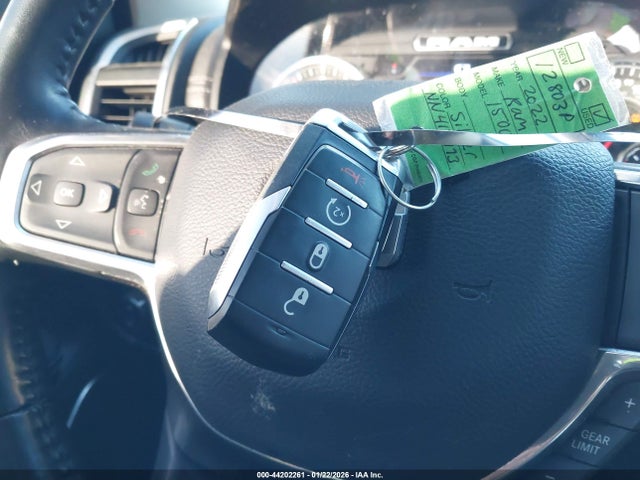 44202261 :رقم المزاد ، 1C6SRFRT9NN417973 vin ، 2022 Ram 1500 مزاد بيع