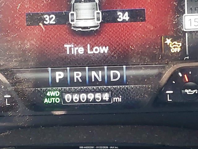 44202261 :رقم المزاد ، 1C6SRFRT9NN417973 vin ، 2022 Ram 1500 مزاد بيع