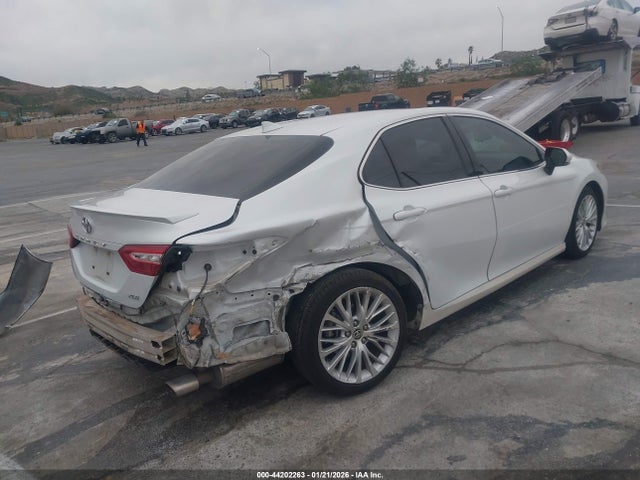 2020 TOYOTA CAMRY 4T1F11AK6LU977357 Photo 3