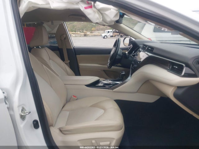 2020 TOYOTA CAMRY 4T1F11AK6LU977357 Photo 4