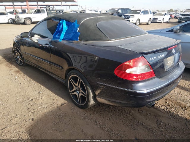 2007 MERCEDES-BENZ CLK 550 WDBTK72F27T076859 Photo 2