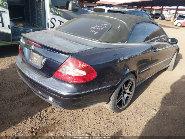2007 MERCEDES-BENZ CLK 550 WDBTK72F27T076859 Photo 3
