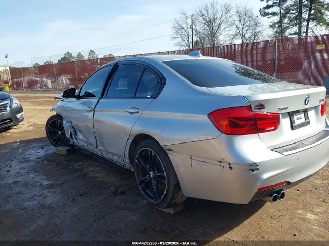 BMW 330i Xdrive 2017 WBA8D9C37HA011162 Image 19
