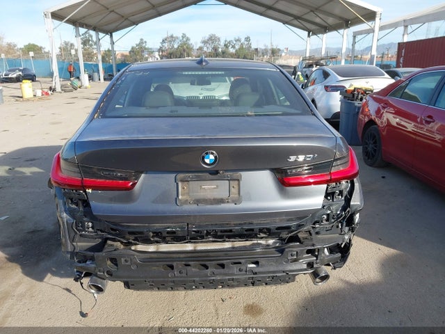 3MW5R1J07L8B10518 BMW 330I