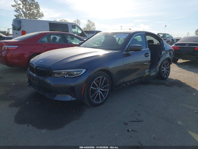 3MW5R1J07L8B10518 BMW 330I