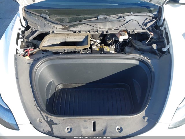 5YJYGDEEXLF032048 Tesla Model Y Long Range Dual Motor All-wheel Drive