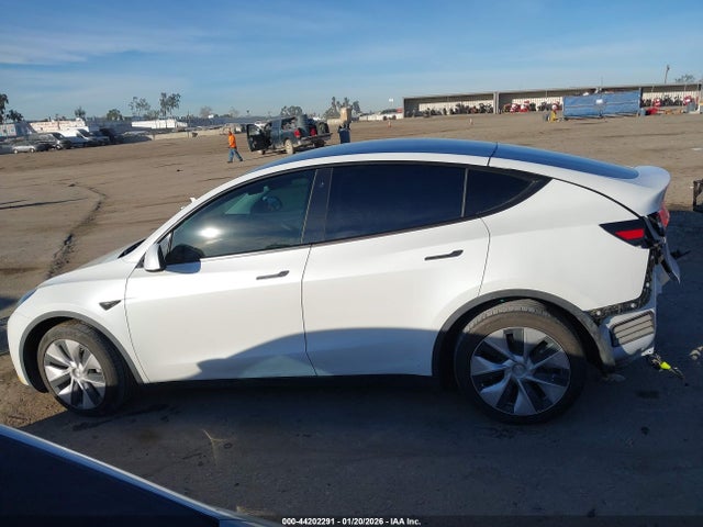 5YJYGDEEXLF032048 Tesla Model Y Long Range Dual Motor All-wheel Drive