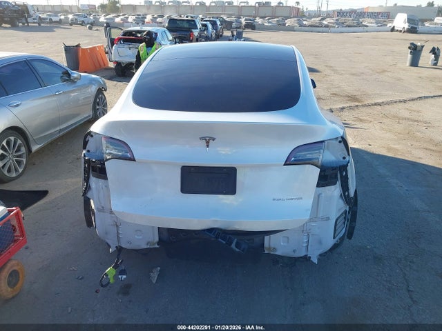 5YJYGDEEXLF032048 Tesla Model Y Long Range Dual Motor All-wheel Drive