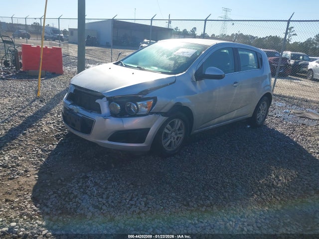 1G1JC6SG3F4135685 Chevrolet Sonic Lt Auto