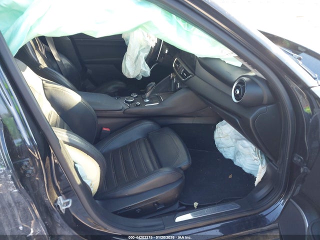 2017 ALFA ROMEO GIULIA ZARFAEEN4H7544759 Photo 4