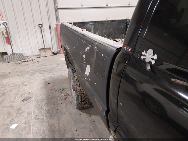 44202408 :رقم المزاد ، 1B7KF2368XJ627553 vin ، 1999 Dodge Ram 2500 St مزاد بيع