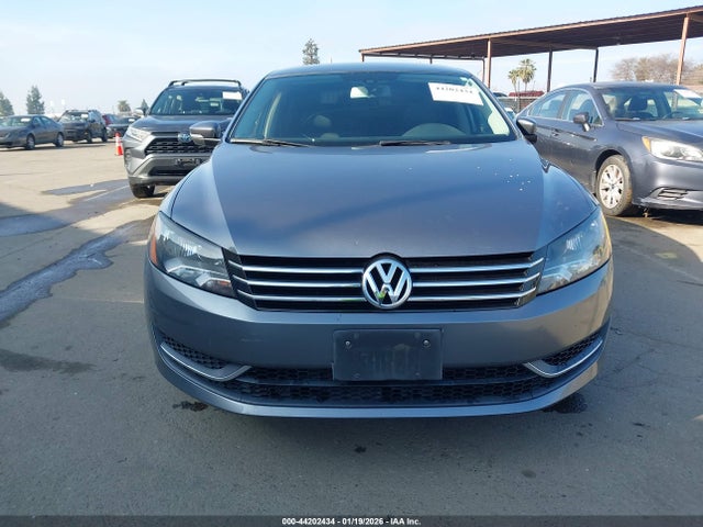 Volkswagen Passat 1.8t Wolfsburg Edition 2015 1VWAT7A32FC050528 Image 13