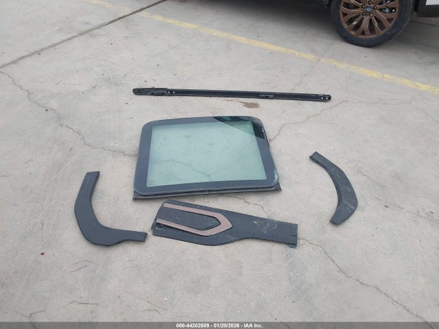44202509 :رقم المزاد ، JF2SLDFC7SH484134 vin ، 2025 Subaru Forester Sport مزاد بيع