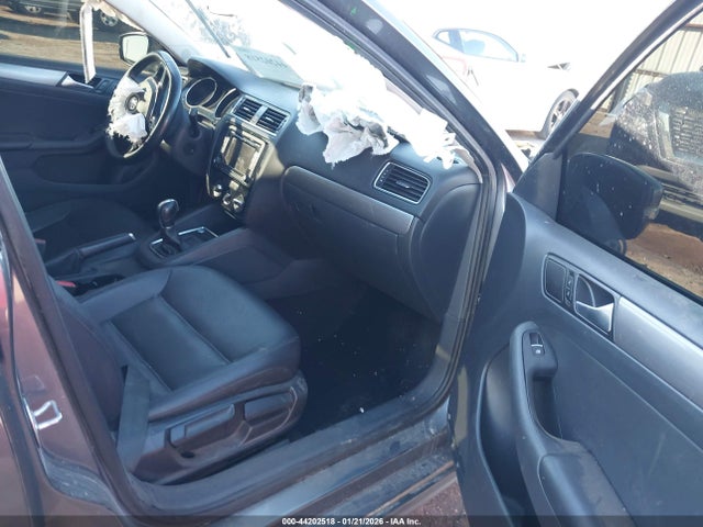 2015 Volkswagen Jetta 2.0l Tdi Se მანქანა იყიდება აუქციონზე, vin: 3VWLA7AJ3FM341924, აუქციონის ნომერი: 44202518