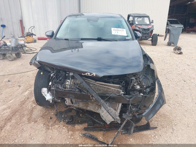 5XYK33AF6PG070336 KIA Sportage Ex