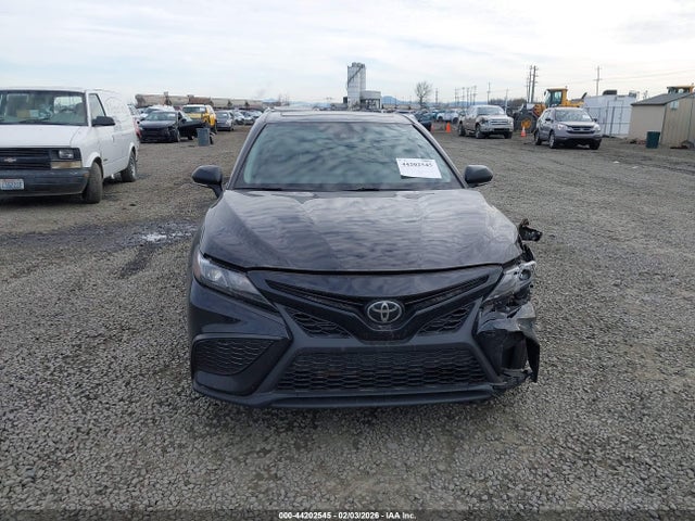 4T1S11AK5NU684938 Toyota CAMRY SE