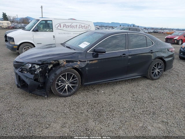 4T1S11AK5NU684938 Toyota CAMRY SE