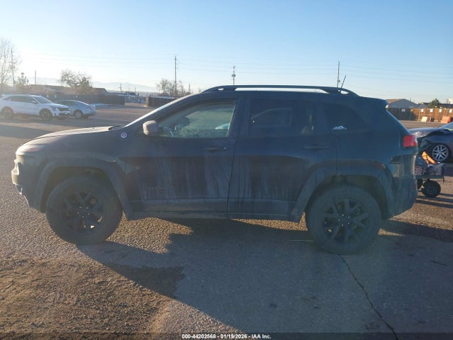 1C4PJMBS2GW305282 Jeep Cherokee Trailhawk