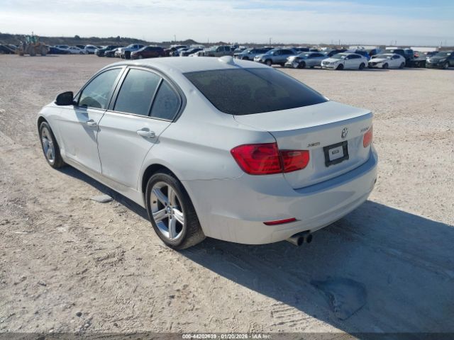 2013 BMW 328I WBA3B5C51DF594349 Photo 2