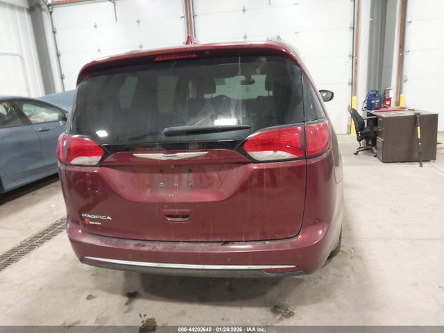 Продаж на аукціоні авто 2018 Chrysler Pacifica Touring L Plus, vin: 2C4RC1EG4JR306491, номер лоту: 44202640