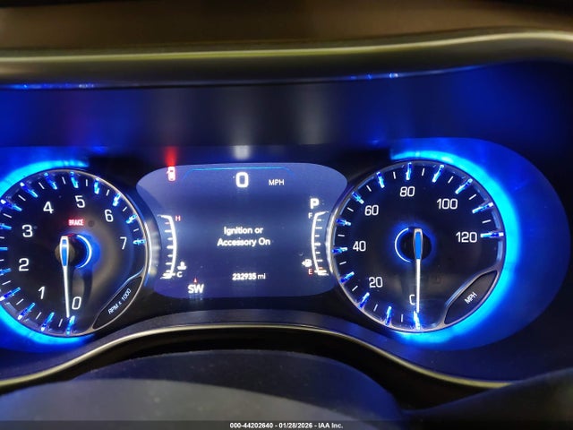 Продаж на аукціоні авто 2018 Chrysler Pacifica Touring L Plus, vin: 2C4RC1EG4JR306491, номер лоту: 44202640