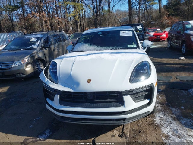 WP1AA2A55SLB00375 Porsche Macan T