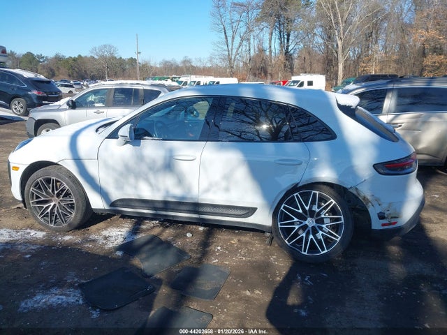 WP1AA2A55SLB00375 Porsche Macan T