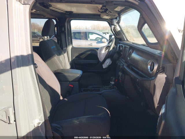 2023 JEEP WRANGLER 4XE 1C4JJXR61PW696490 Photo 4