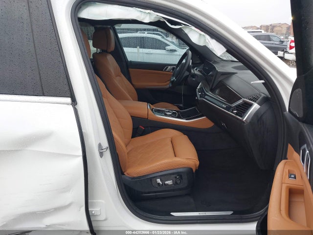 2025 BMW X5 5UX23EU07S9Y89917 Photo 4