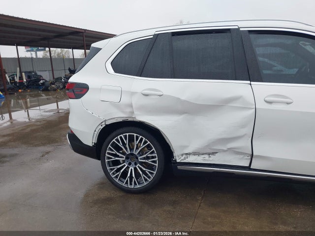 2025 BMW X5 5UX23EU07S9Y89917 Photo 5