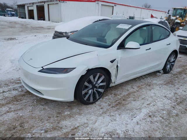 2025 TESLA MODEL 3 5YJ3E1EB2SF942585 Photo 1