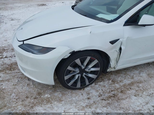 2025 TESLA MODEL 3 5YJ3E1EB2SF942585 Photo 5