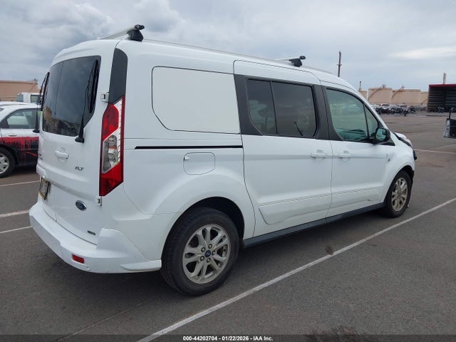 NM0GS9F24K1390617 Ford Transit Connect Xlt