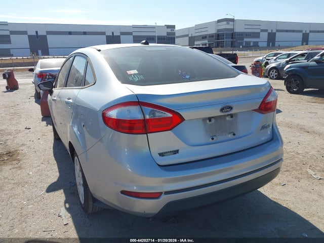 2016 FORD FIESTA 3FADP4AJ0GM107641 Photo 2