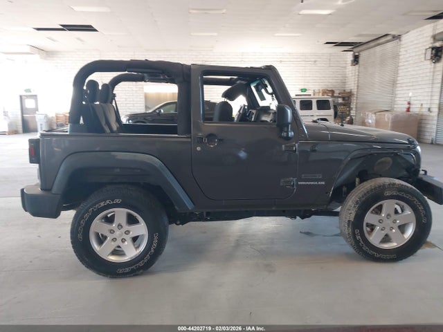 1C4AJWAG4GL259955 Jeep Wrangler Sport