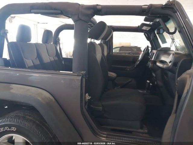 2016 JEEP WRANGLER 1C4AJWAG4GL259955 Photo 4