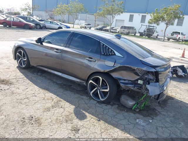 1HGCV2F9XJA022083 Honda Accord Touring 2.0t