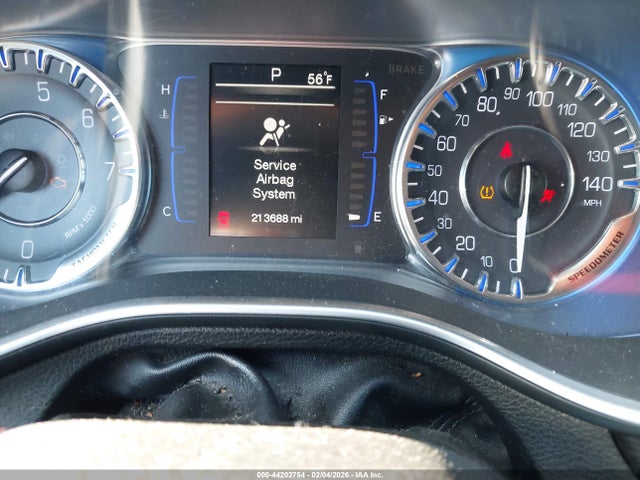 Chrysler 200 Limited 2015 1C3CCCAB8FN669834 Image 7