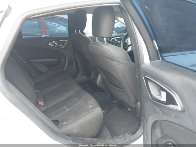 Chrysler 200 Limited 2015 1C3CCCAB8FN669834 Image 8