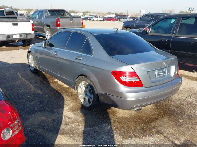 44202755 :رقم المزاد ، WDDGF4HB1ER307471 vin ، 2014 Mercedes-benz C 250 Luxury/sport مزاد بيع