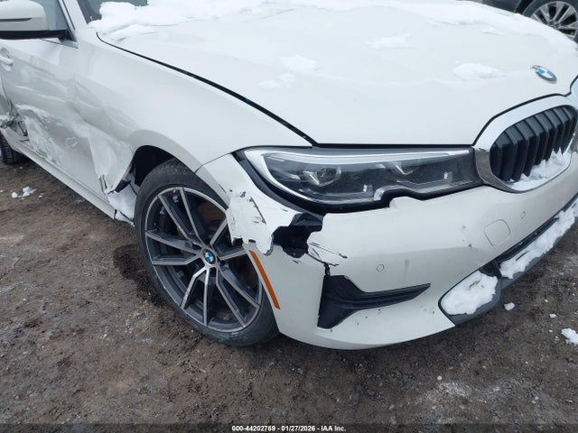 3MW5R7J08L8B37715 BMW 330i Xdrive