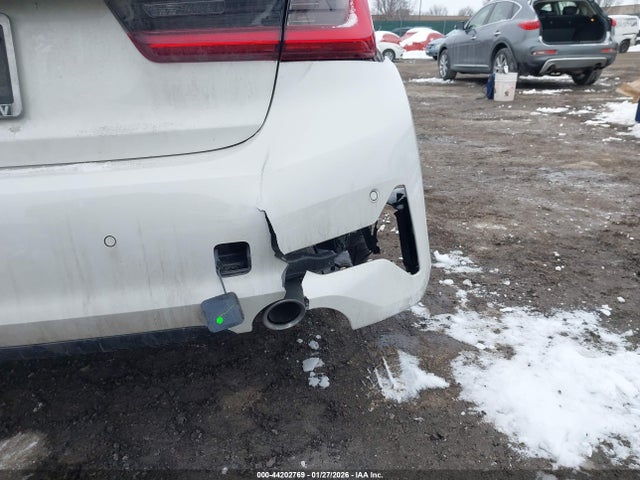 3MW5R7J08L8B37715 BMW 330i Xdrive