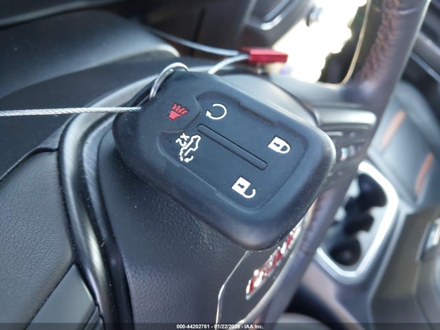 1GT49PEY9NF267866 GMC Sierra 2500hd 4wd Standard Bed At4