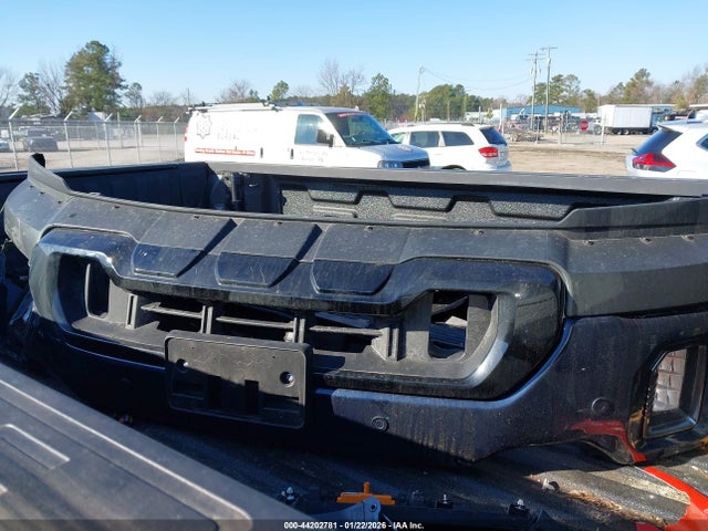 1GT49PEY9NF267866 GMC Sierra 2500hd 4wd Standard Bed At4