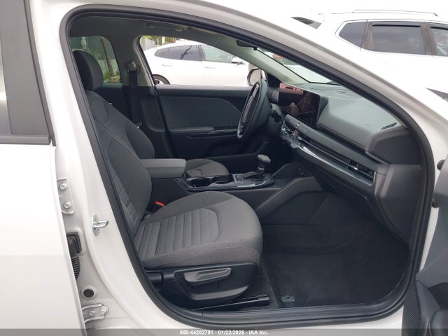 3KPFU4DE6SE201309 KIA K4 Ex