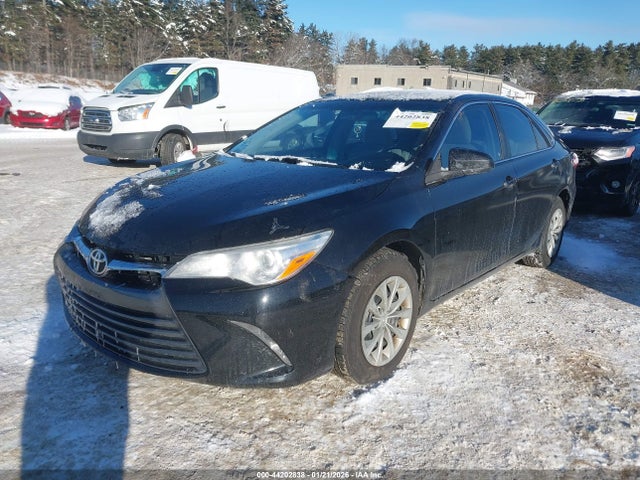 4T1BF1FK9HU439364 Toyota CAMRY LE