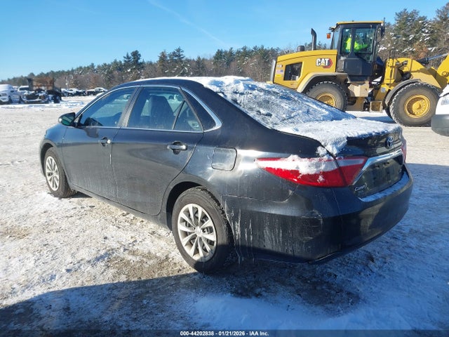 4T1BF1FK9HU439364 Toyota CAMRY LE