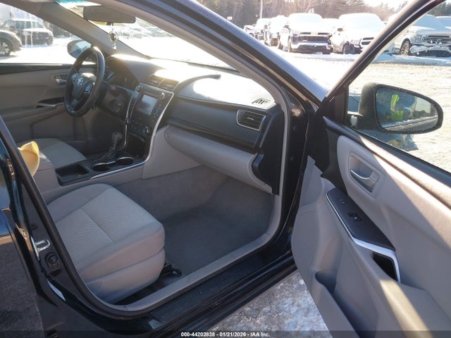 4T1BF1FK9HU439364 Toyota CAMRY LE