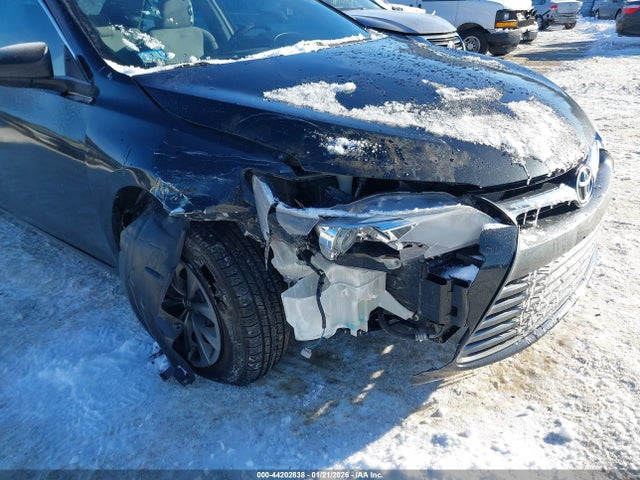 4T1BF1FK9HU439364 Toyota CAMRY LE